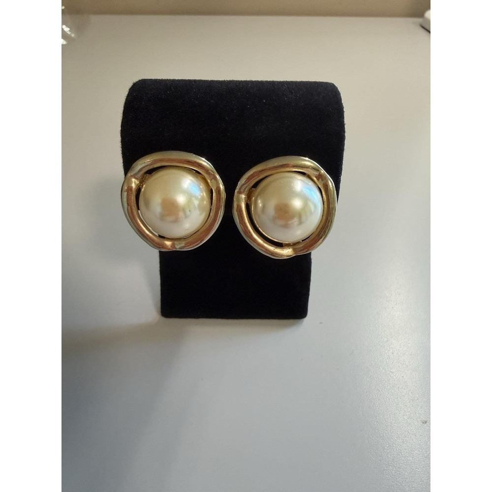 Rainbow Pearl Clip On Earrings Gold Tone Vintage